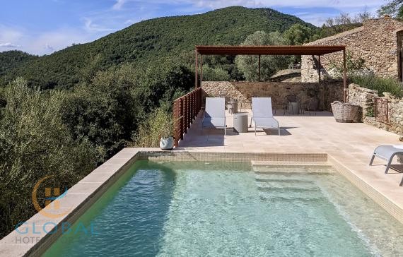 CONFIDENTIAL - Small charming ecological Hotel in the hinterland of the Costa Brava