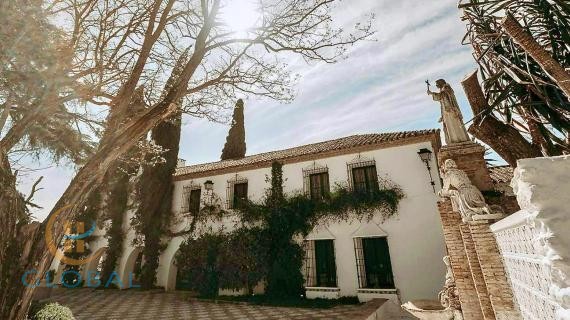 Authentic Wedding venue Boutique hotel  with 10 rooms in the Heart of Cordoba province  